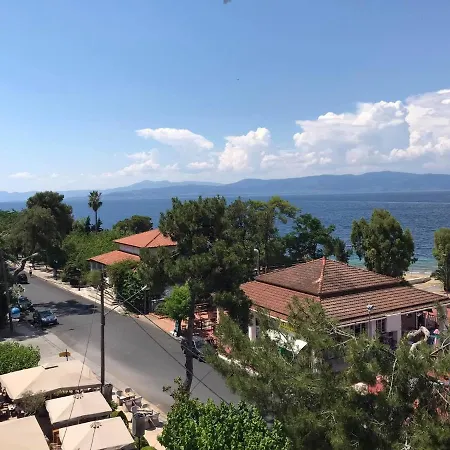 Tsirigotis Standard Sea View לאוטרה אדיפסאו